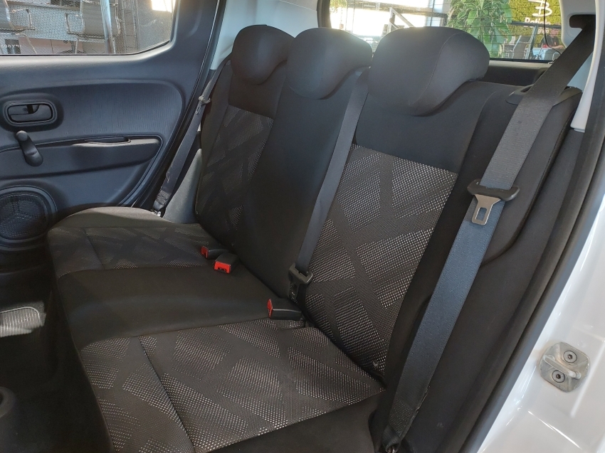 fiat mobi 1.0 evo flex like. manual 4p 202310