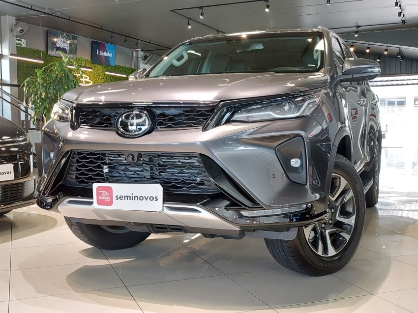 toyota hilux sw4 2.8 d-4d turbo diesel srx platinum 4x4 automatico 2.7 4p 202522