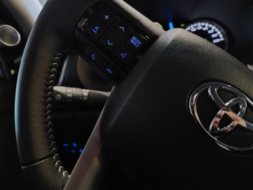 toyota hilux sw4 2.8 d-4d turbo diesel srx platinum 4x4 automatico 2.7 4p 202513