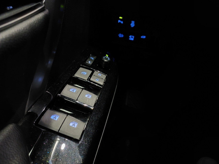 toyota hilux sw4 2.8 d-4d turbo diesel srx platinum 4x4 automatico 2.7 4p 202519