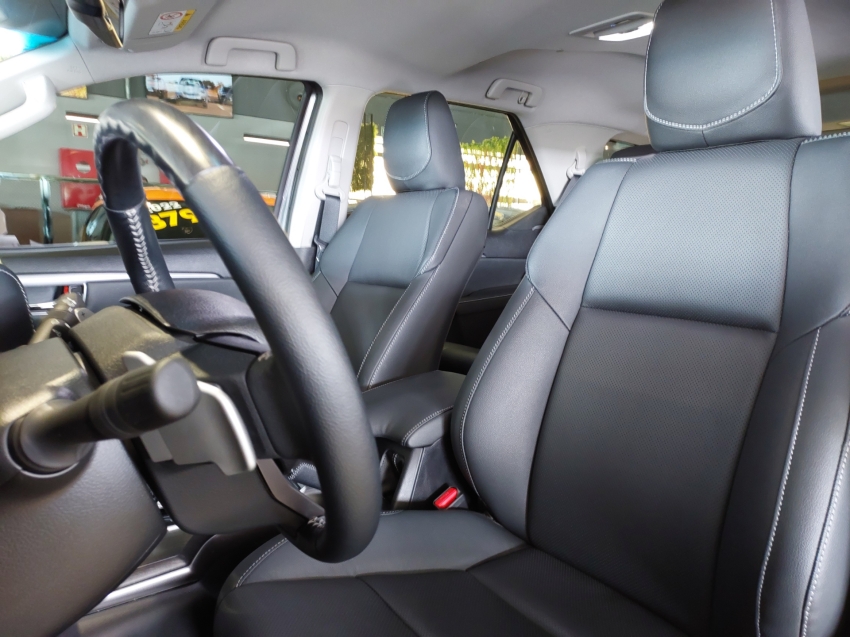 toyota hilux sw4 2.8 d-4d turbo diesel srx platinum 4x4 automatico 2.7 4p 20258