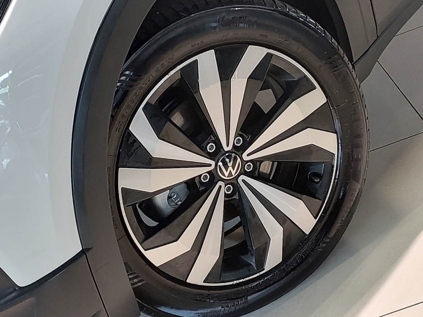 volkswagen t-cross 1.4 250 tsi total flex highline automatico 4p 202220