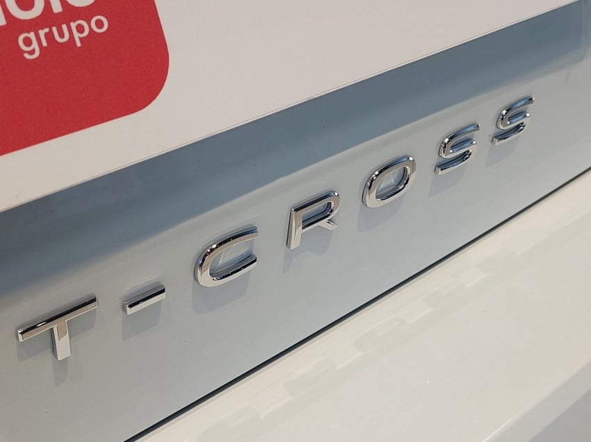 volkswagen t-cross 1.4 250 tsi total flex highline automatico 4p 202222