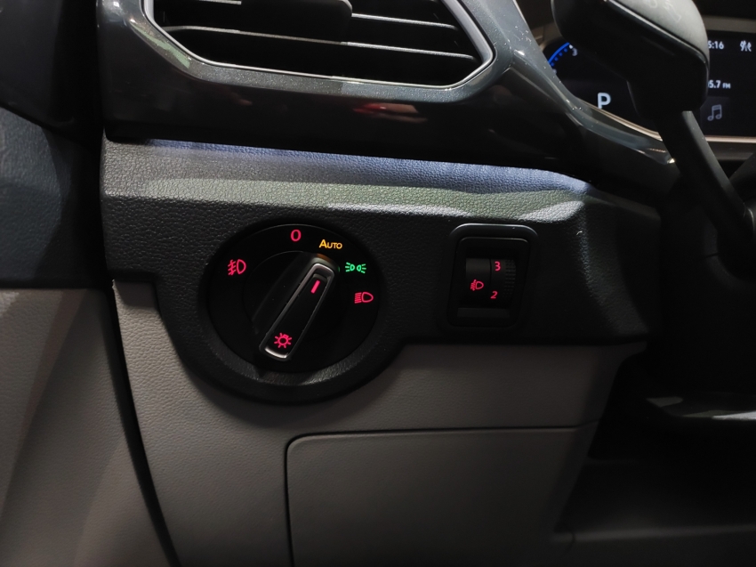 volkswagen t-cross 1.4 250 tsi total flex highline automatico 4p 202218