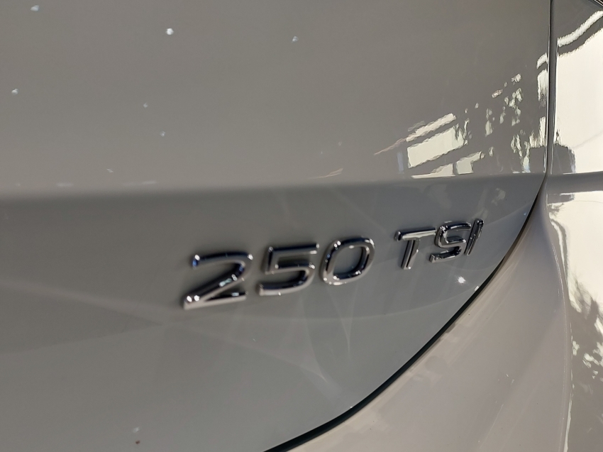 volkswagen t-cross 1.4 250 tsi total flex highline automatico 4p 202221