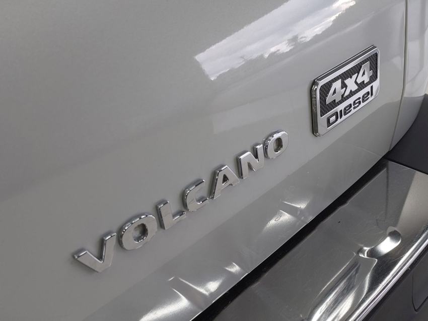 fiat toro 2.0 16v turbo diesel volcano 4wd at9 4p automatico 202524