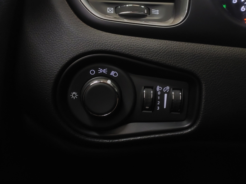 jeep renegade 1.3 t270 turbo flex sport at6 4p automatico 202416