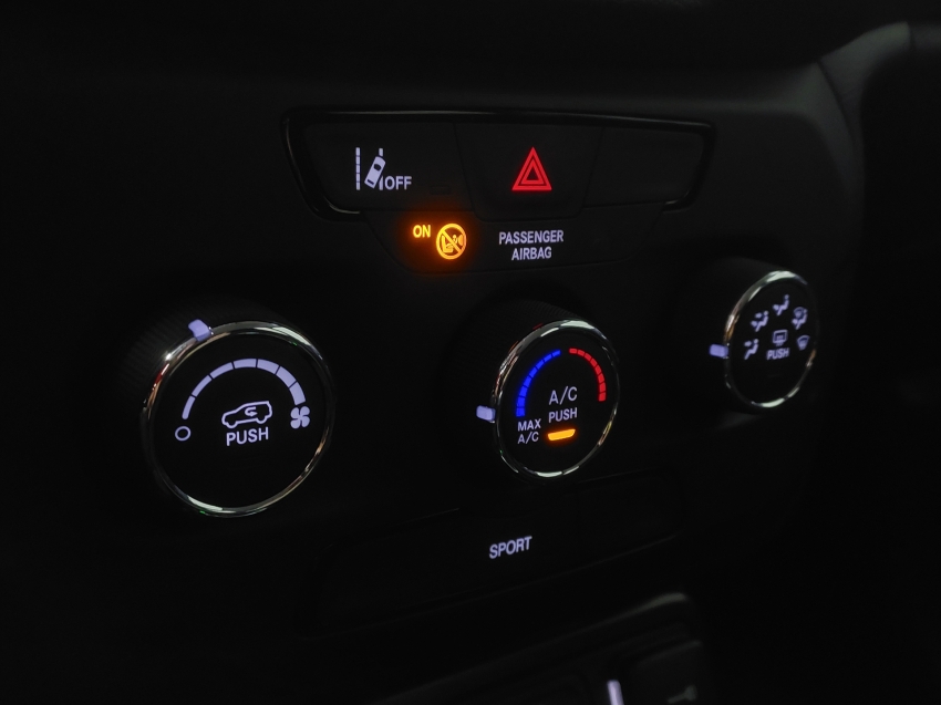 jeep renegade 1.3 t270 turbo flex sport at6 4p automatico 202411