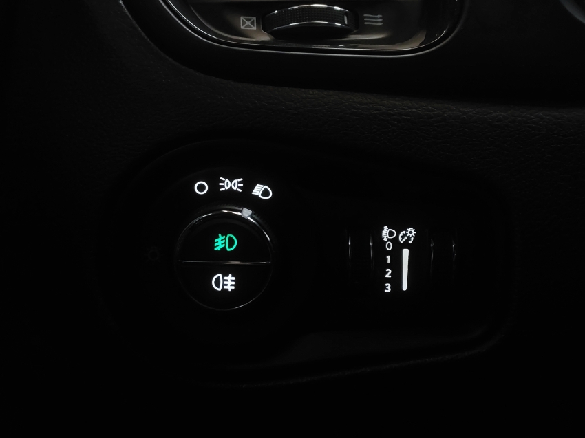 jeep renegade 1.3 t270 turbo flex longitude at6 4p automatico 202320