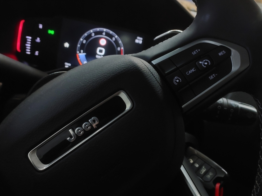 jeep renegade 1.3 t270 turbo flex longitude at6 4p automatico 202319