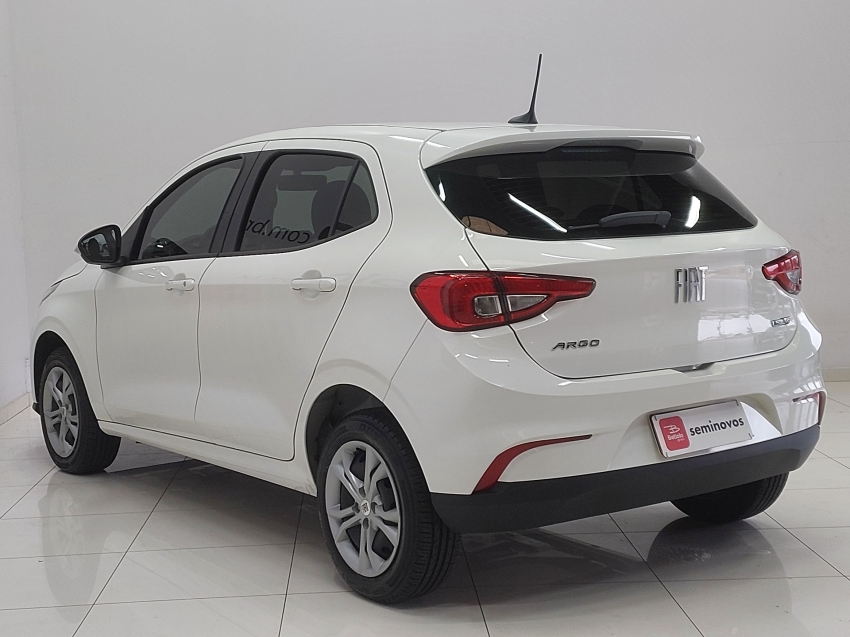 fiat argo 1.3 firefly flex drive cvt 4p automatico 20243