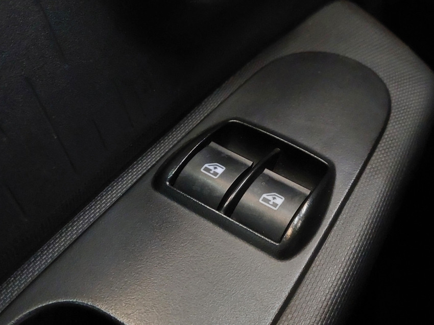 fiat mobi 1.0 evo flex like. manual 4p 202314