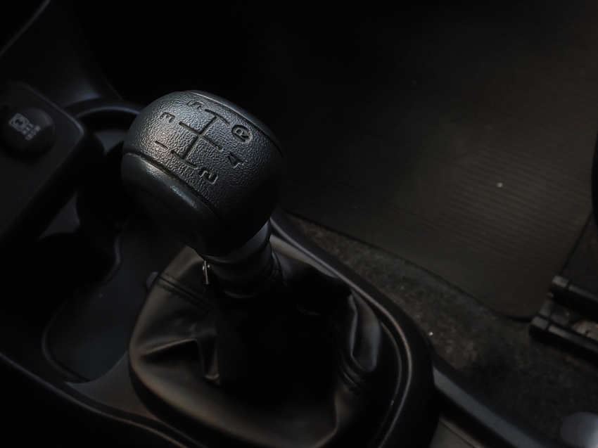 fiat mobi 1.0 evo flex like. manual 4p 202313