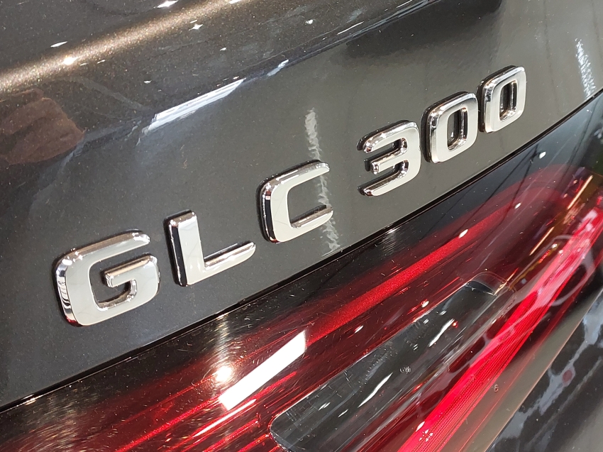 mercedes-benz glc 300 2.0 mhev coupe 4matic 9g-tronic gasolina 4p automatico 202523