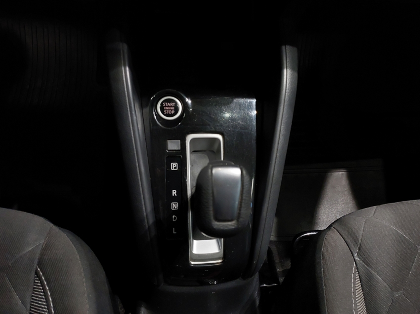 nissan kicks 1.6 16v flexstart sv 4p xtronic flex automatico 201810