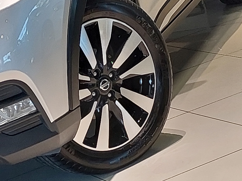 nissan kicks 1.6 16v flexstart sv 4p xtronic flex automatico 201818