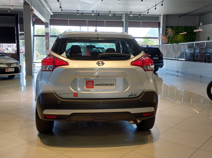 nissan kicks 1.6 16v flexstart sv 4p xtronic flex automatico 20184