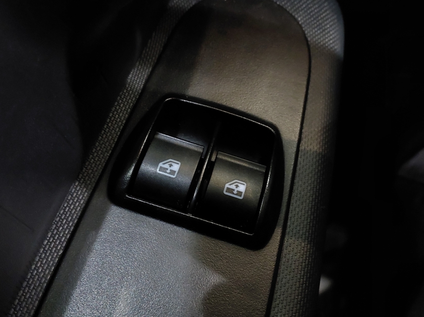 fiat mobi 1.0 evo flex like. manual 4p 202414