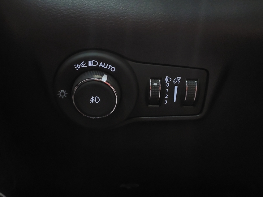 jeep compass 1.3 t270 turbo flex longitude at6 4p automatico 202319