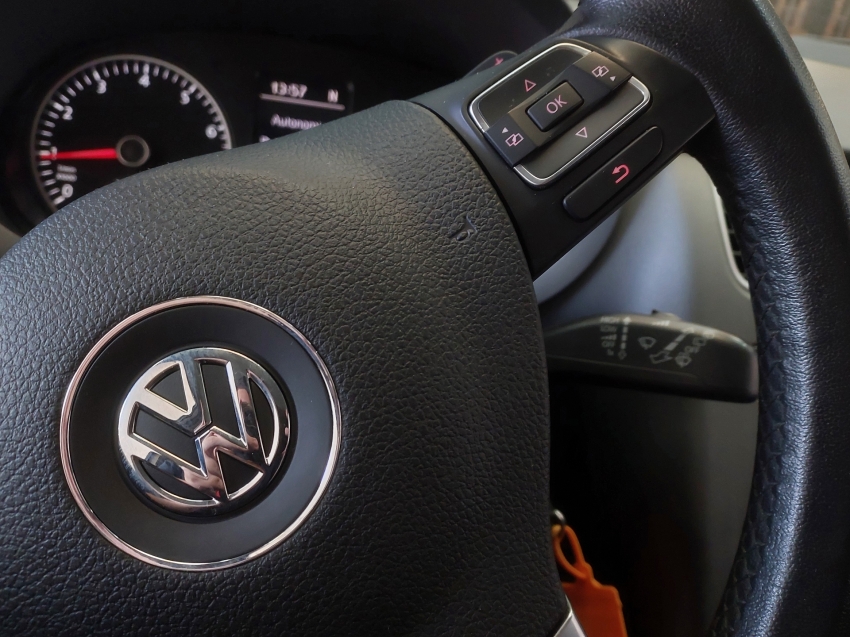 volkswagen spacefox 1.6 mi highline 8v flex 4p automatizado automatico 201417