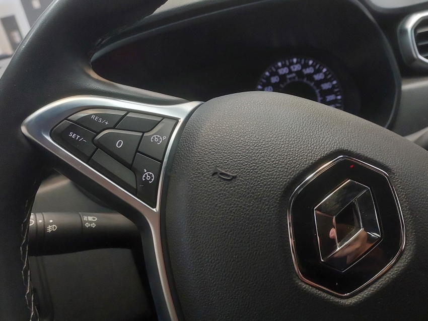 renault duster 1.6 16v sce flex iconic x-tronic 4p automatico 202314