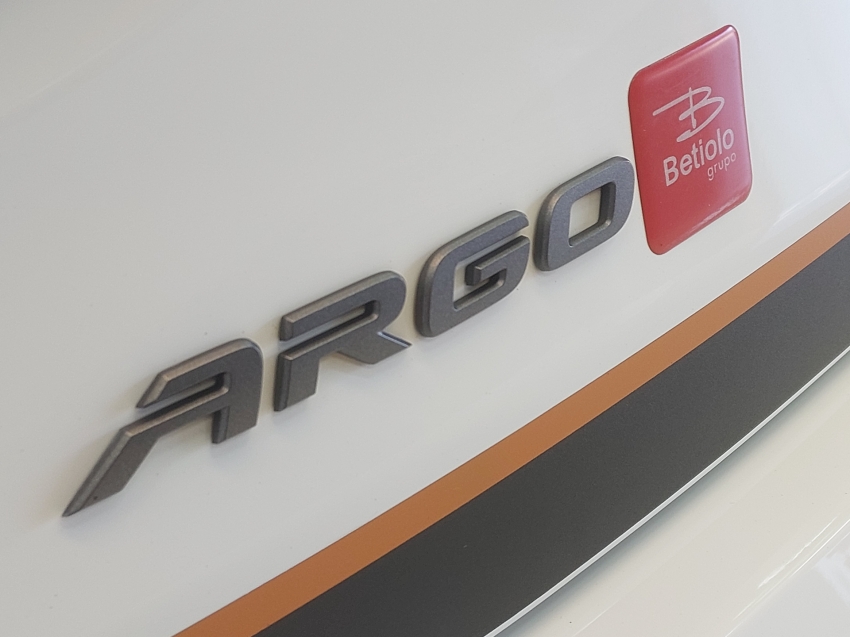 fiat argo 1.3 firefly flex trekking manual 4p 202417