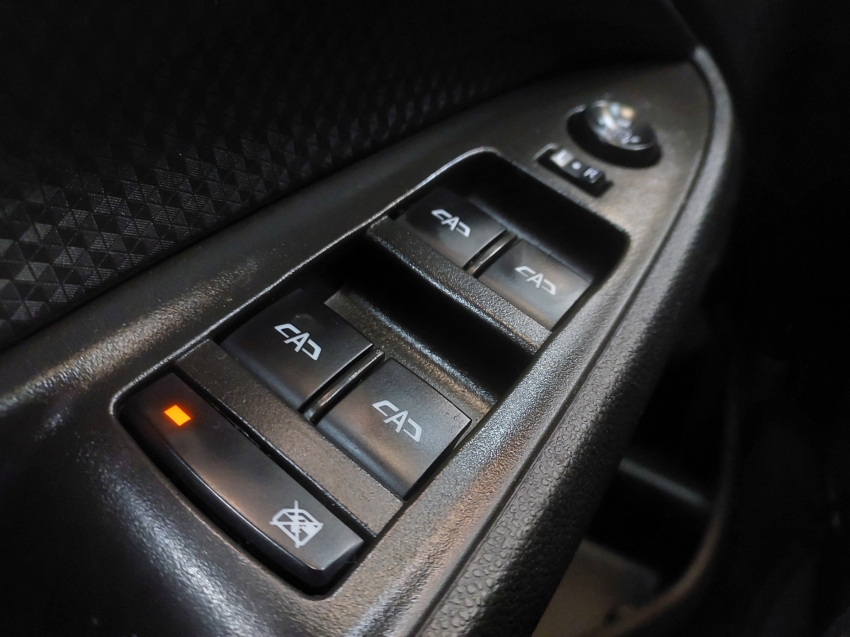 chevrolet onix 1.0 turbo flex lt automatico 4p 202316