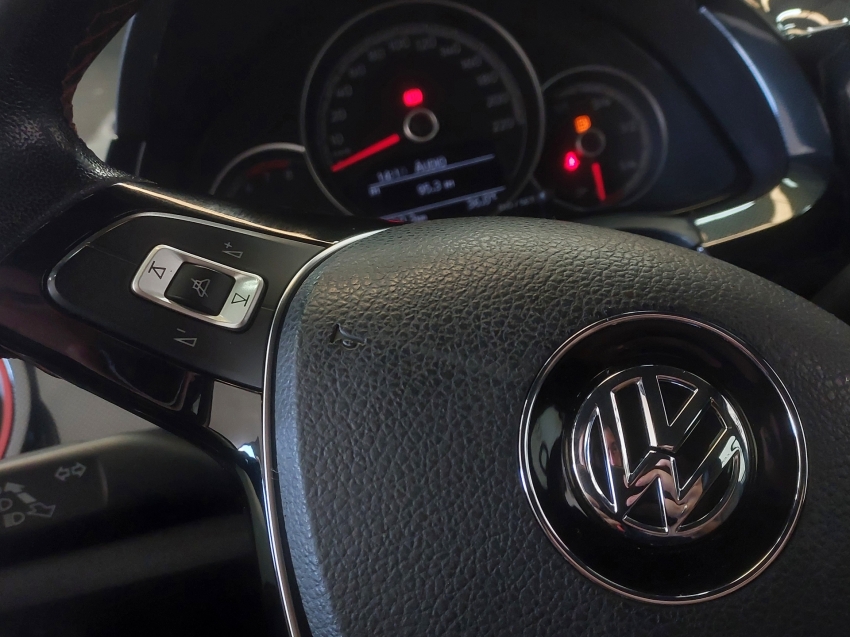 volkswagen up 1.0 tsi pepper 12v flex 4p manual 201813