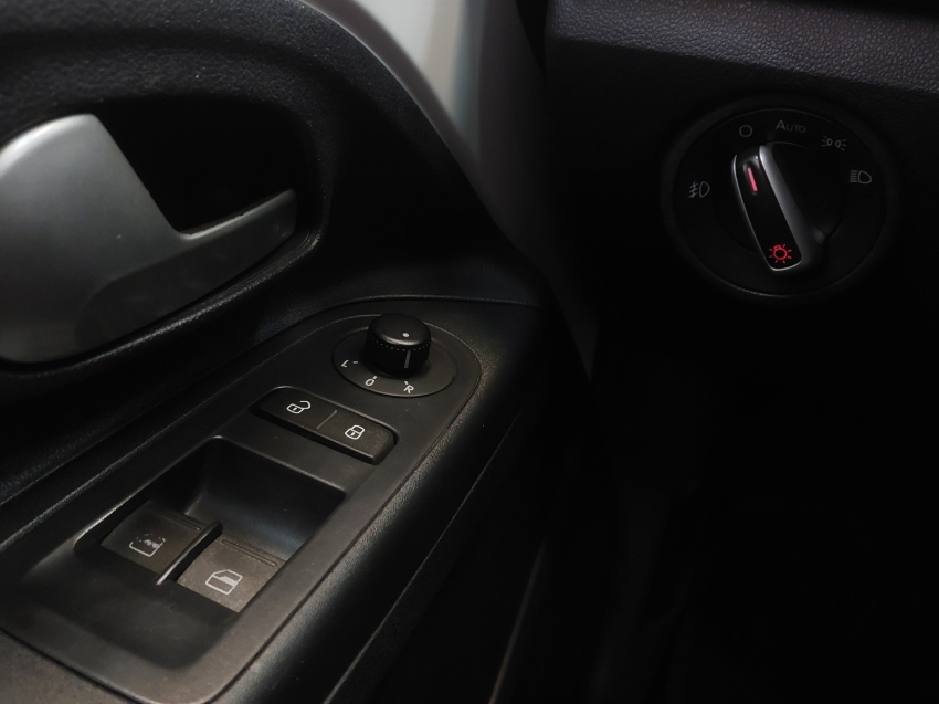 volkswagen up 1.0 tsi pepper 12v flex 4p manual 201815