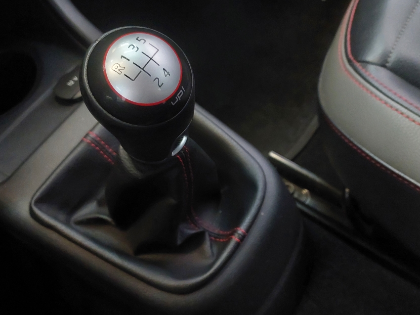 volkswagen up 1.0 tsi pepper 12v flex 4p manual 201812