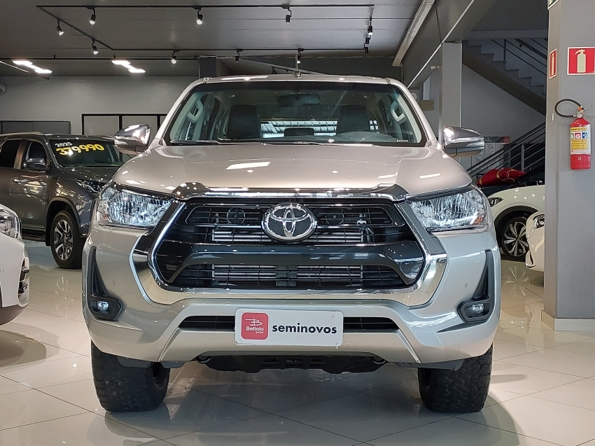 toyota hilux 2.8 d-4d turbo diesel cd srv 4x4 automatico 4p 20222