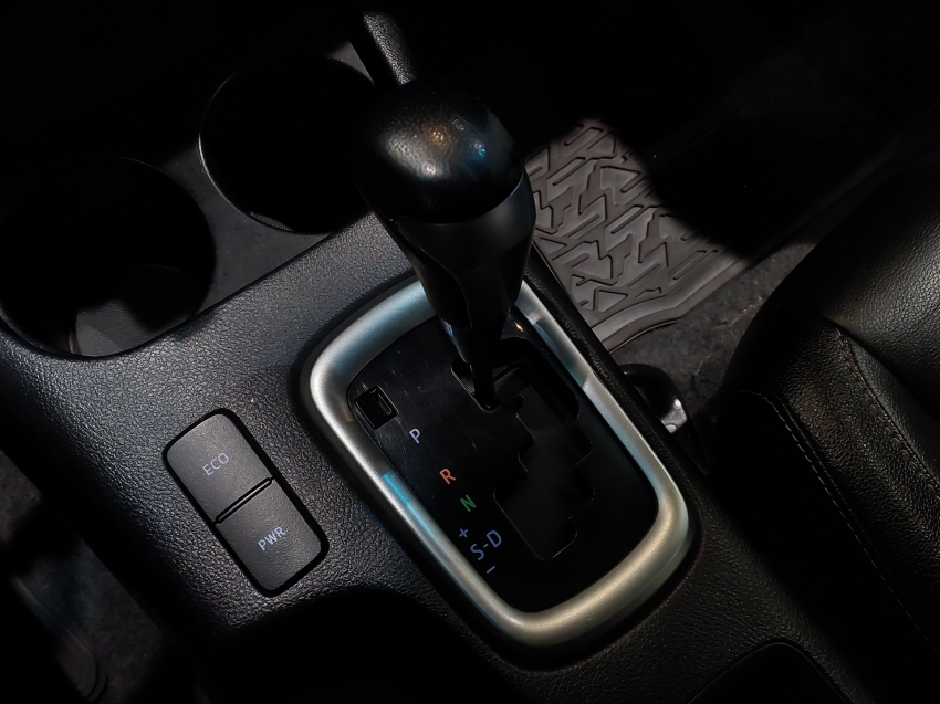 toyota hilux 2.8 d-4d turbo diesel cd srv 4x4 automatico 4p 202210