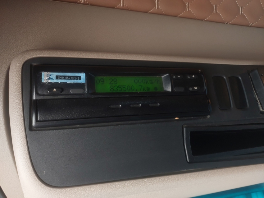 scania r 400 4x2 12700 diesel 2p automatico 201424