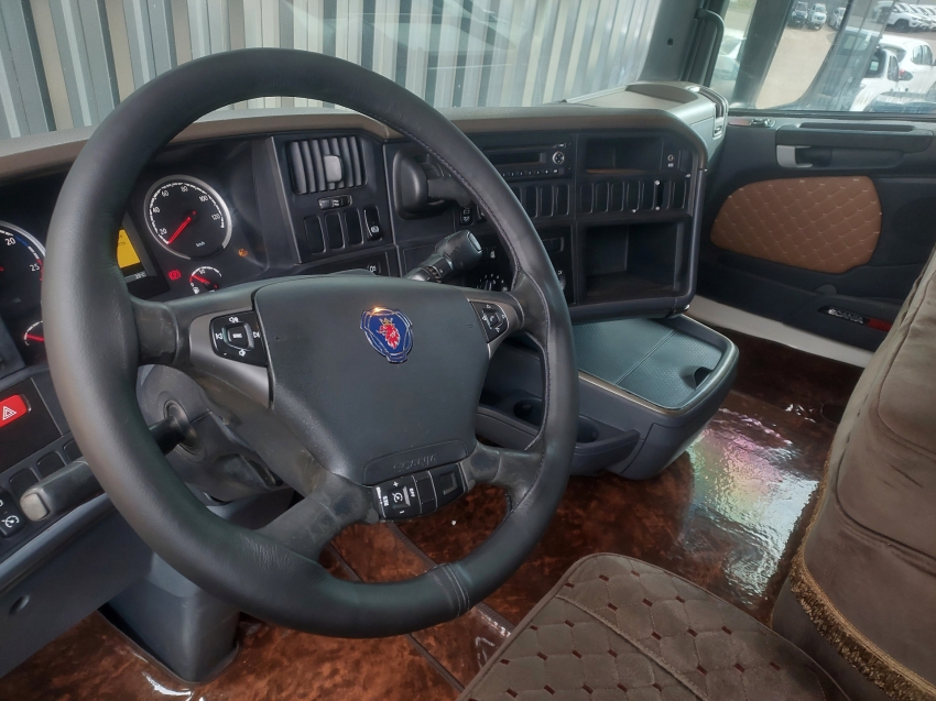 scania r 400 4x2 12700 diesel 2p automatico 20147