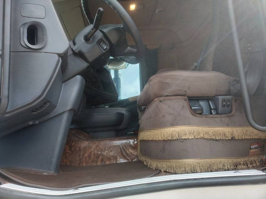 scania r 400 4x2 12700 diesel 2p automatico 201429