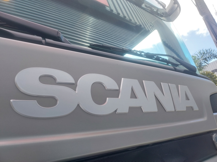 scania r 400 4x2 12700 diesel 2p automatico 201431