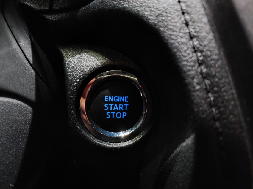 toyota yaris 1.5 16v flex xls multidrive 4p automatico 202419