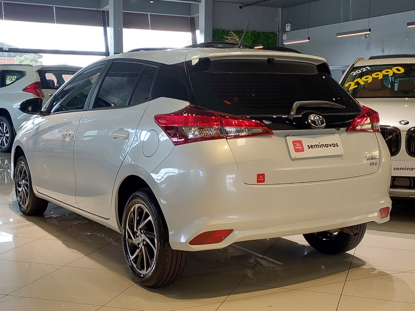 toyota yaris 1.5 16v flex xls multidrive 4p automatico 20243