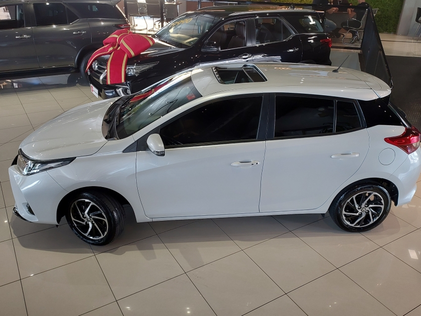 toyota yaris 1.5 16v flex xls multidrive 4p automatico 202423