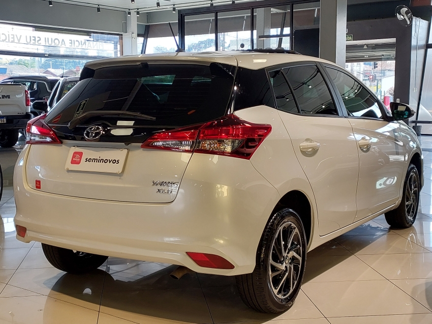 toyota yaris 1.5 16v flex xls multidrive 4p automatico 20245