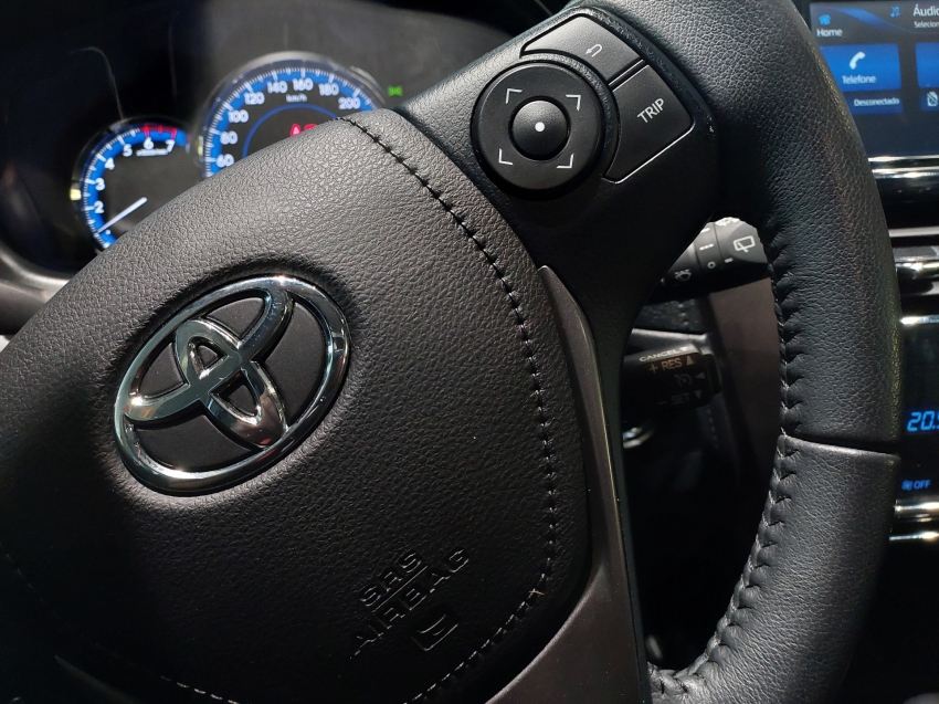 toyota yaris 1.5 16v flex xls multidrive 4p automatico 202417