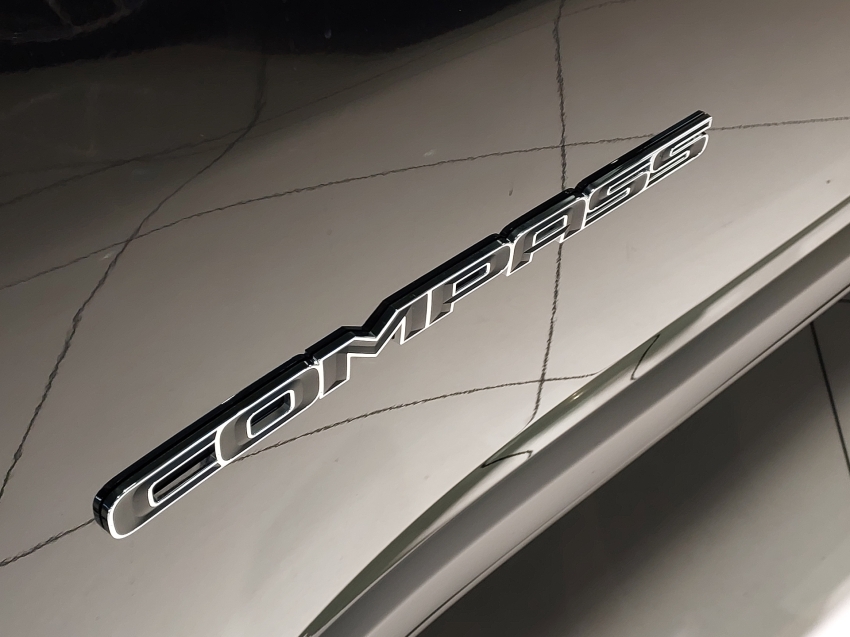 jeep compass 1.3 t270 turbo flex longitude at6 4p automatico 202523