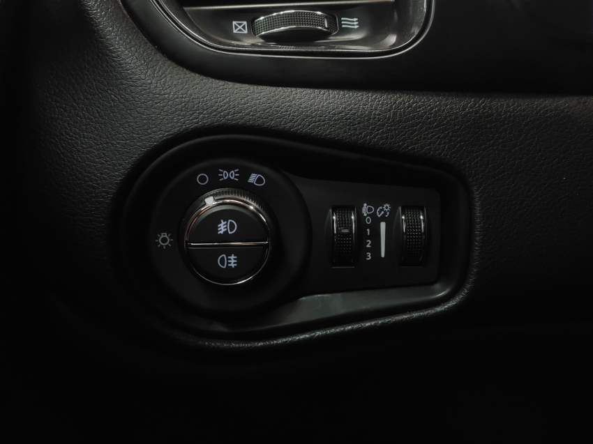 jeep renegade 1.3 t270 turbo flex longitude at6 4p automatico 202420