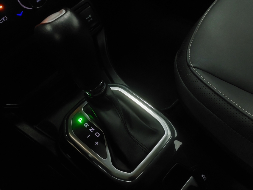 jeep renegade 1.3 t270 turbo flex longitude at6 4p automatico 202416