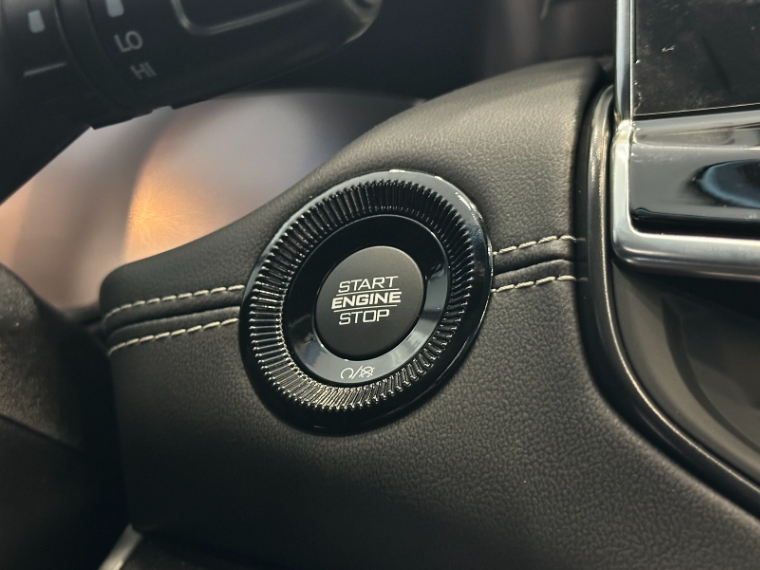 jeep commander 1.3 t270 turbo flex longitude at6 gasolina 4p automatico 202710