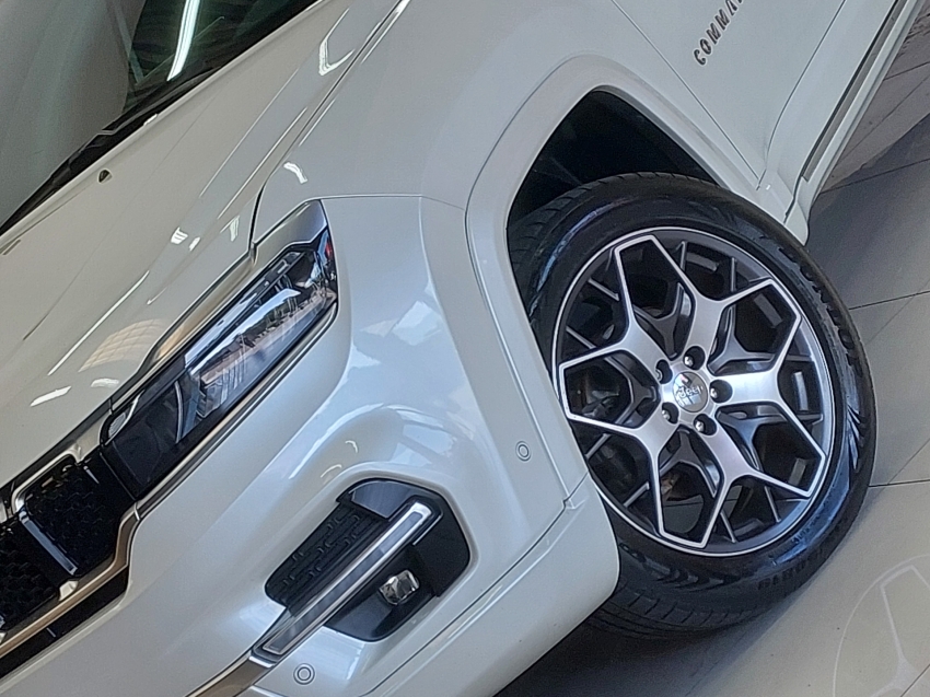 jeep commander 2.0 td380 turbo diesel overland at9 4p automatico 202329