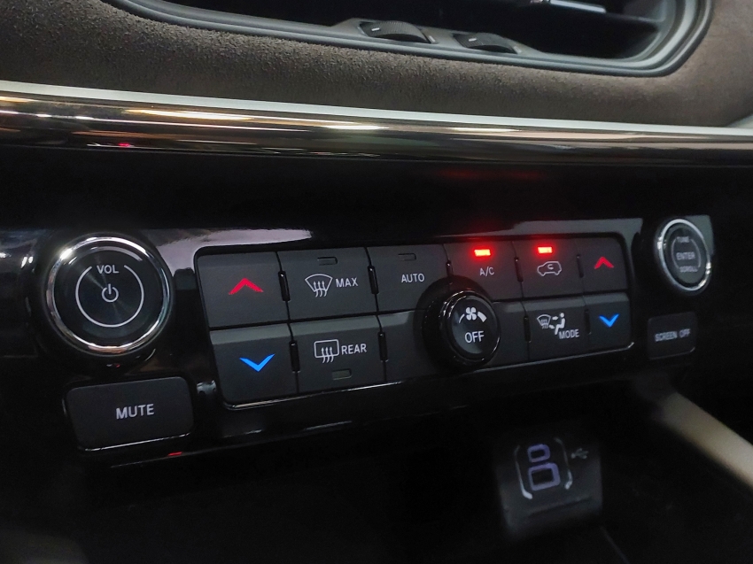 jeep commander 2.0 td380 turbo diesel overland at9 4p automatico 202313