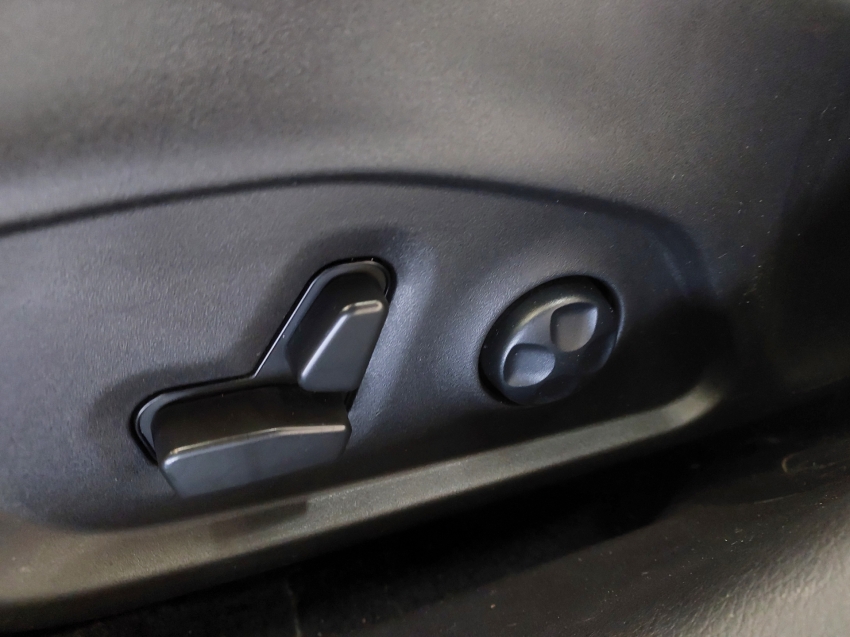 jeep commander 2.0 td380 turbo diesel overland at9 4p automatico 202324