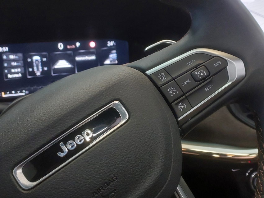 jeep commander 2.0 td380 turbo diesel overland at9 4p automatico 202321