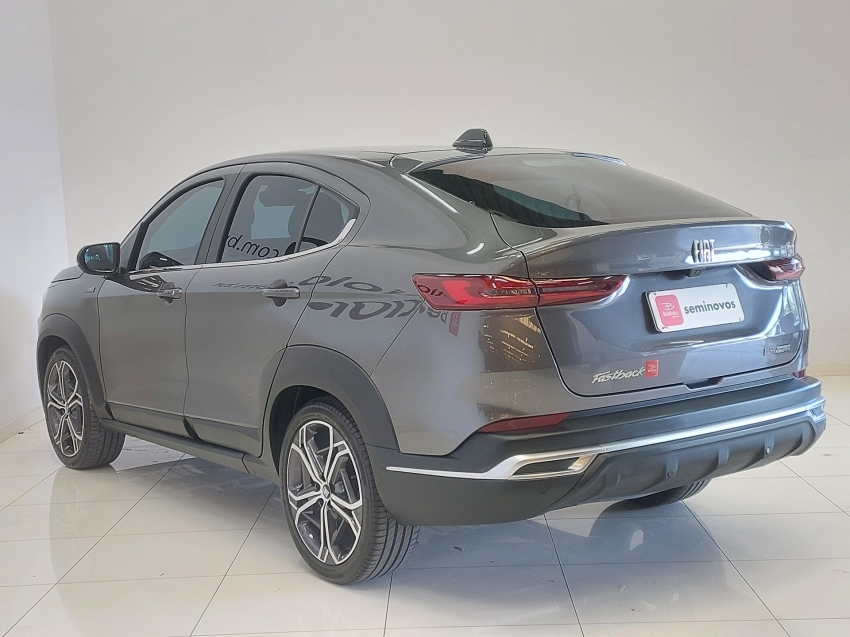 fiat fastback 1.3 turbo 270 flex limited edition at6 4p automatico 20243